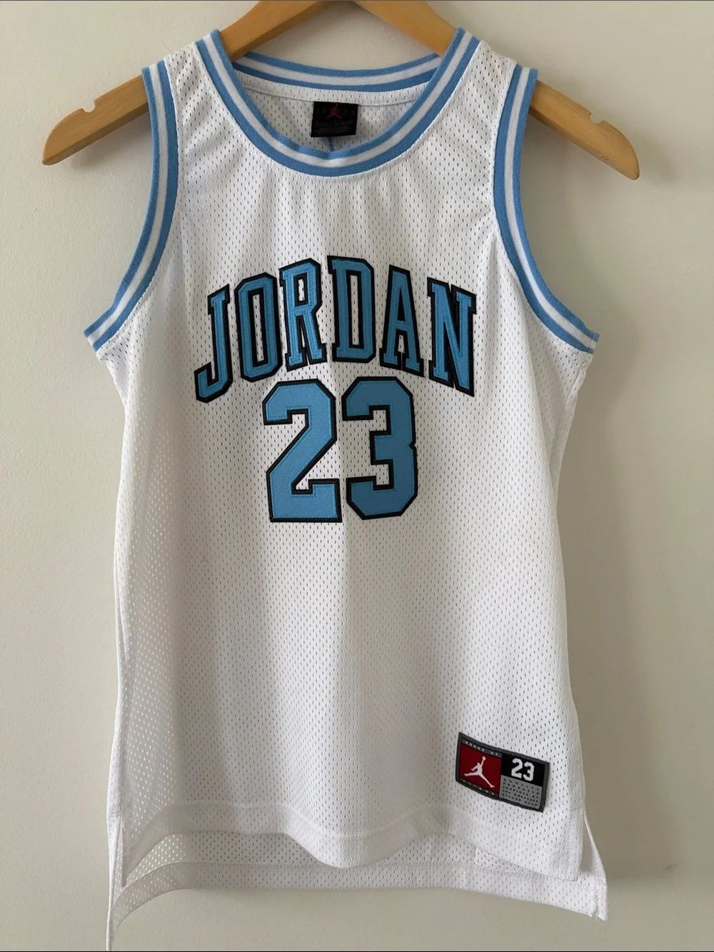 Air Jordan 23 Mesh Basketball Jersey Size Youth Medium